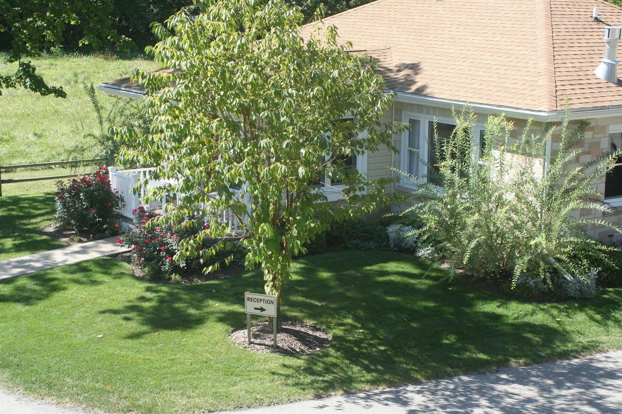 Seven Oaks Bed & Breakfast Lake Geneva Eksteriør billede
